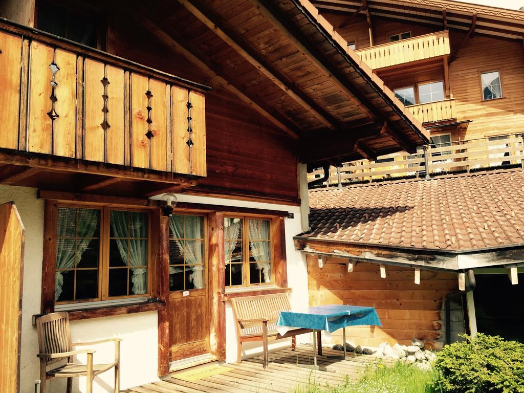 Alpen Chalet Kandersteg Kamer foto