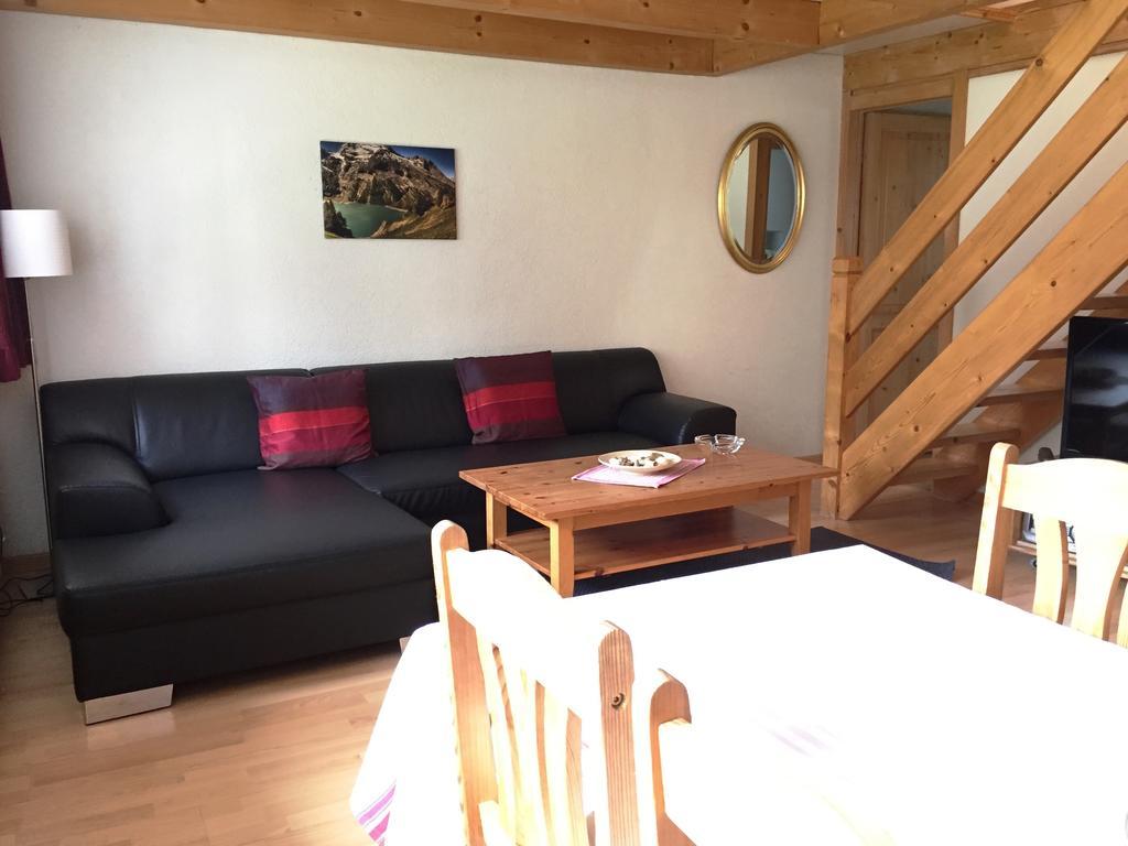 Alpen Chalet Kandersteg Kamer foto