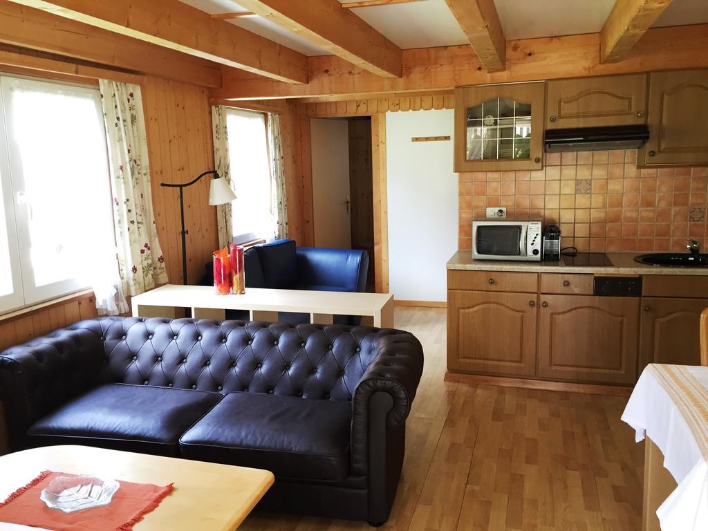Alpen Chalet Kandersteg Kamer foto